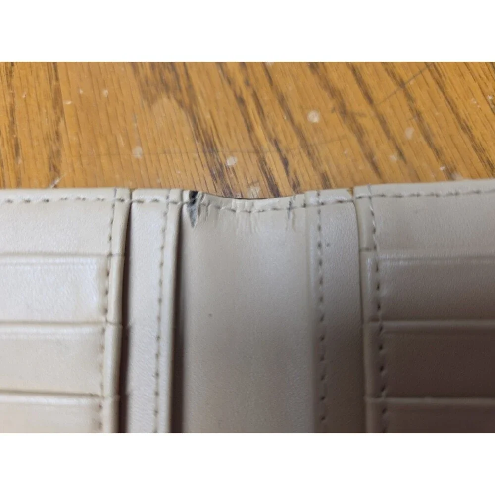Kate Spade New York Grand Street Stacy Bifold Slim Wallet in Radish Pink